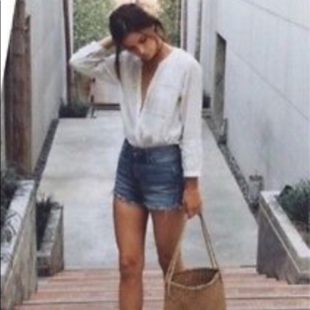 paige distressed denim shorts 26